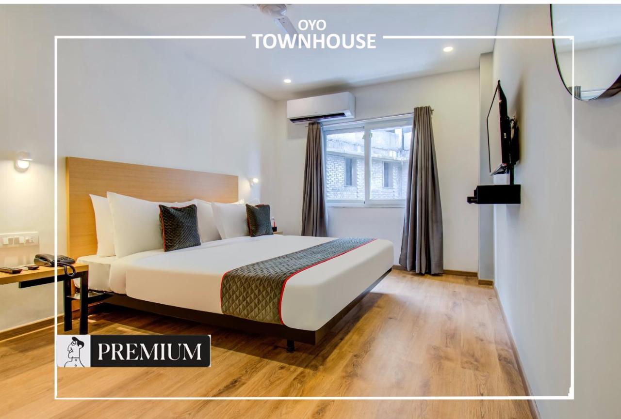 Townhouse 165 Netaji Road Hotel Ahmedabad Luaran gambar