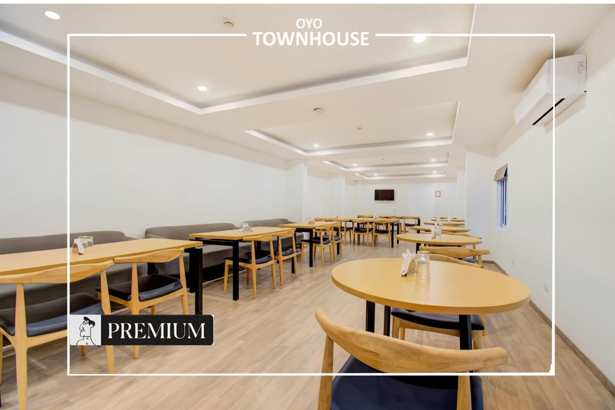 Townhouse 165 Netaji Road Hotel Ahmedabad Luaran gambar